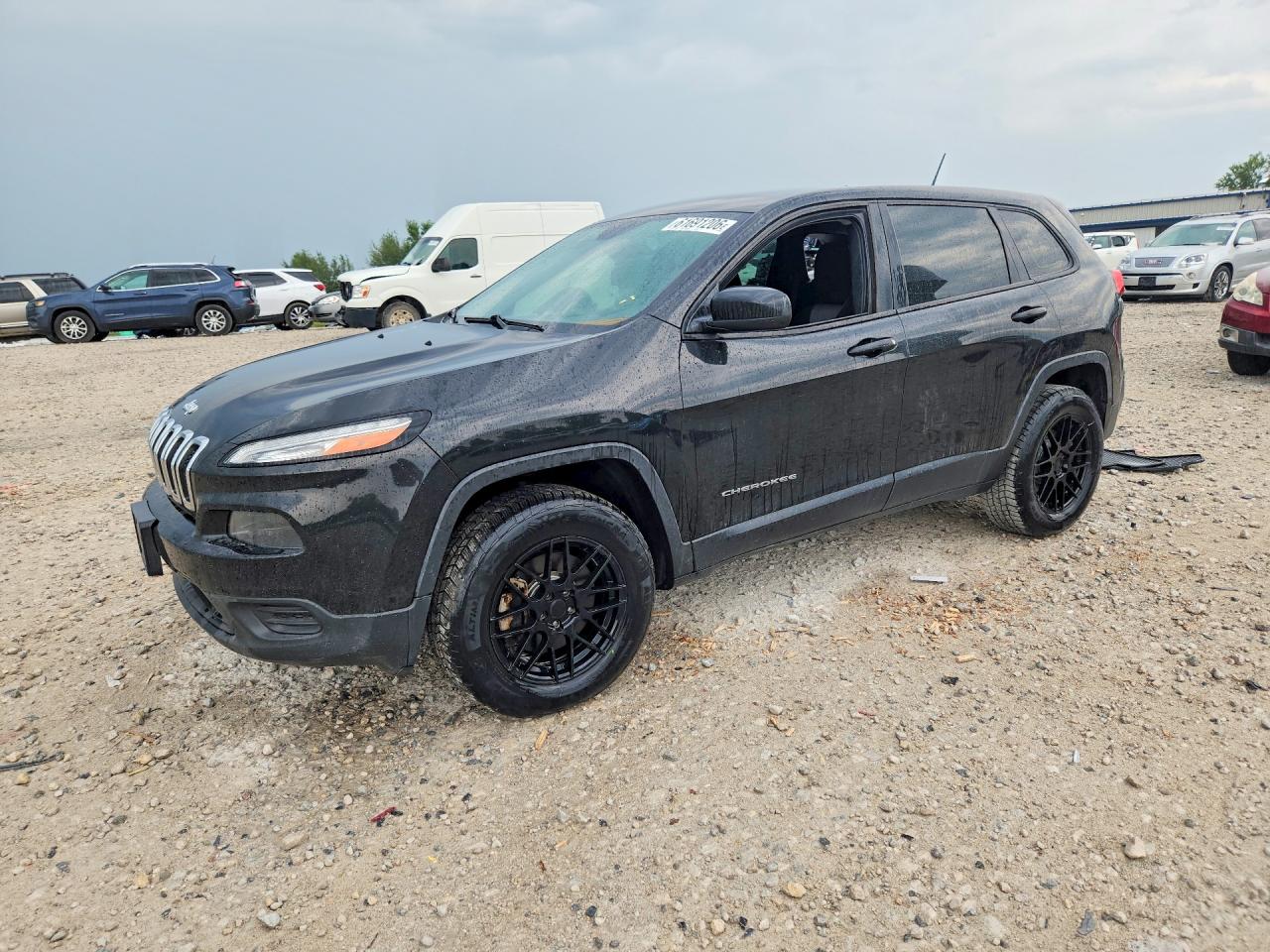 2014 Jeep Cherokee Altitude, VIN 1C4PJMAS6EW322357 — Front end