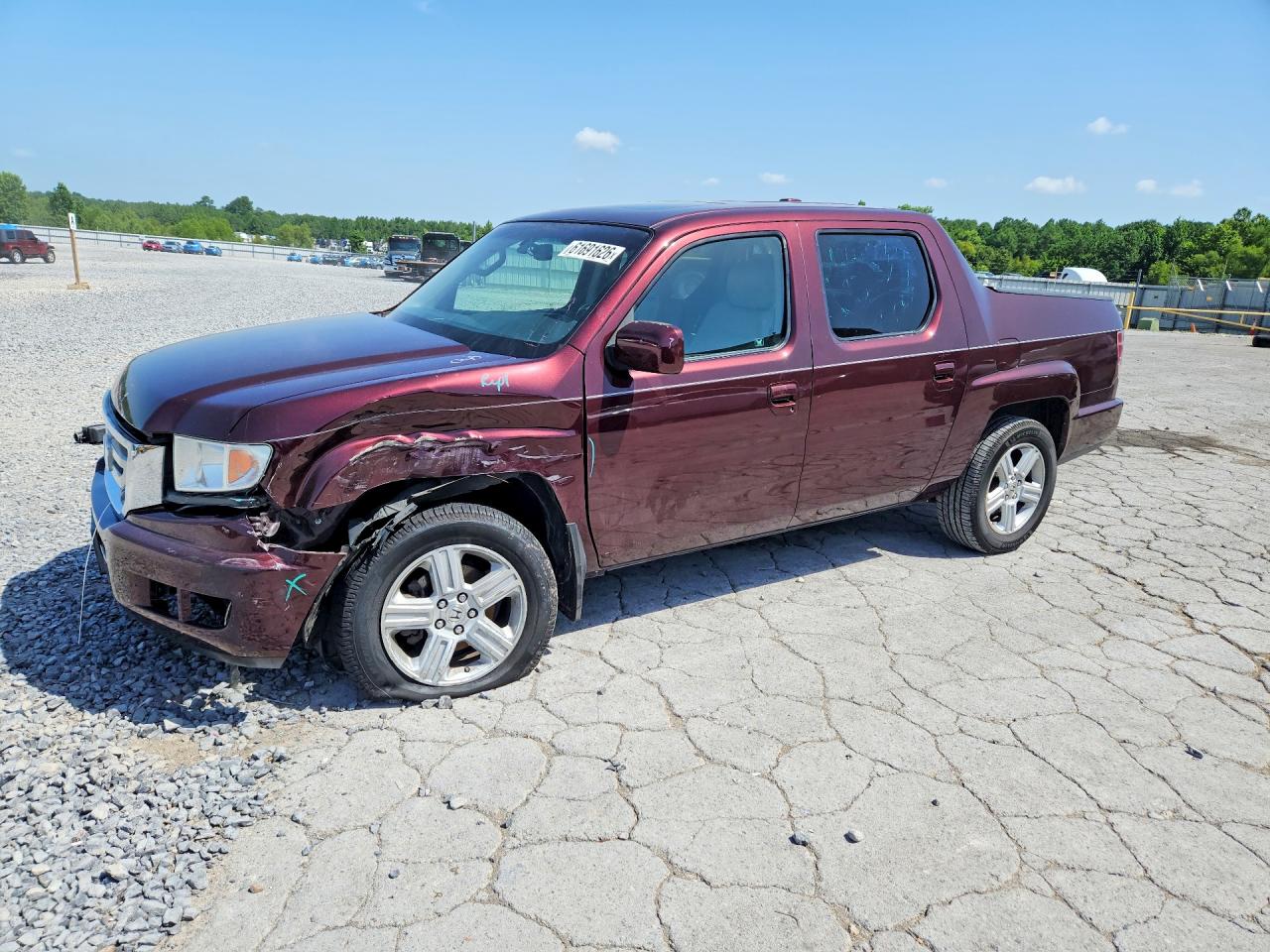 2011 Honda Ridgeline RTL, VIN 5FPYK1F53BB010054 — Front end