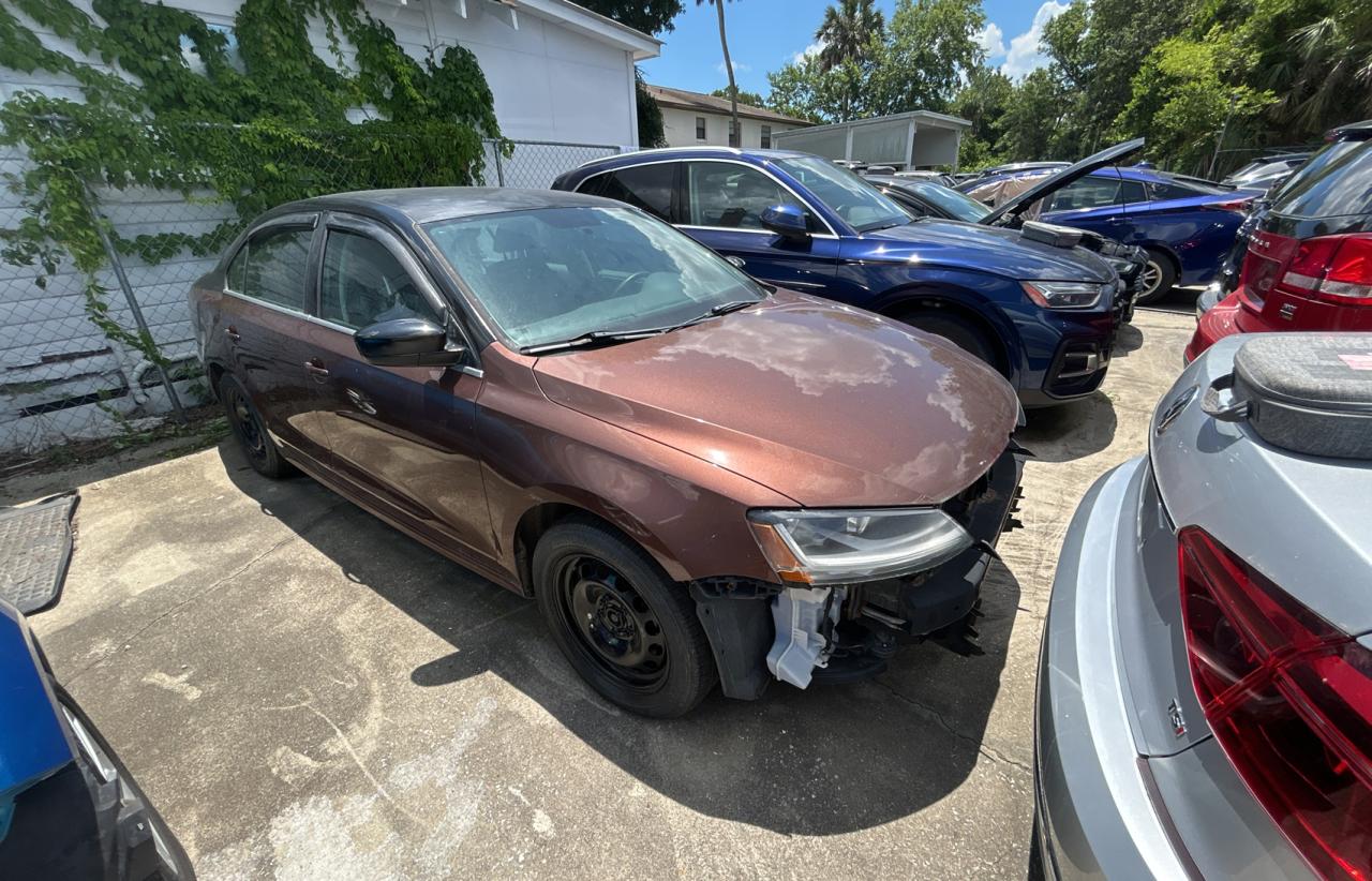 2017 Volkswagen Jetta S, VIN 3VW167AJXHM318006 — Ранее повреждён