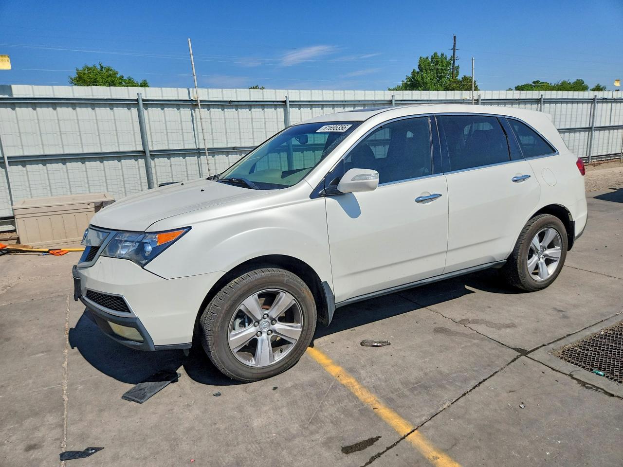 2011 Acura MDX Technology, VIN 2HNYD2H4XBH500847 — Front end