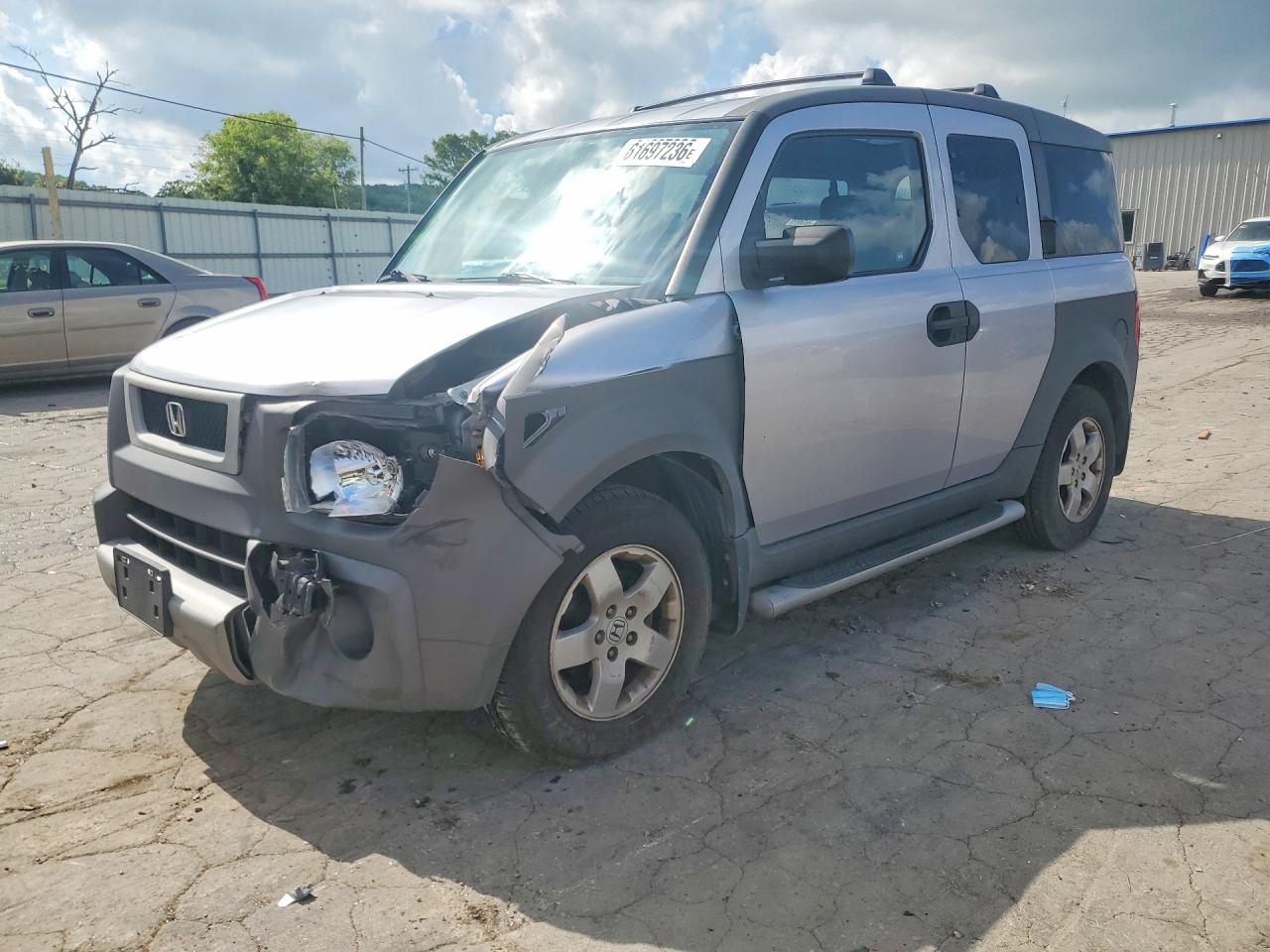 2003 Honda Element EX, VIN 5J6YH28523L009805 — Front end