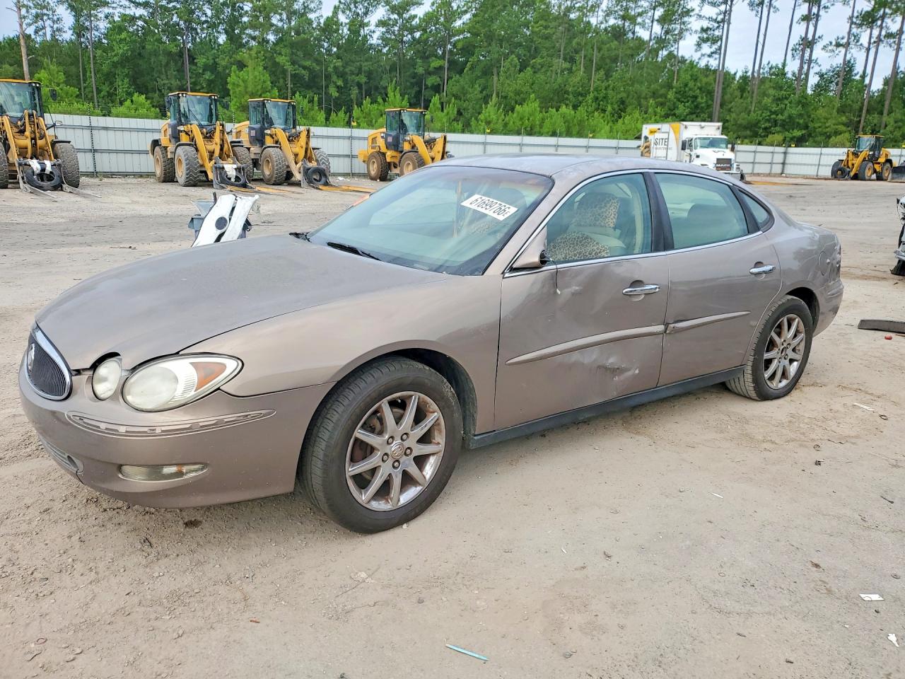 2007 Buick LaCrosse CX, VIN 2G4WC552571121318 — Бок