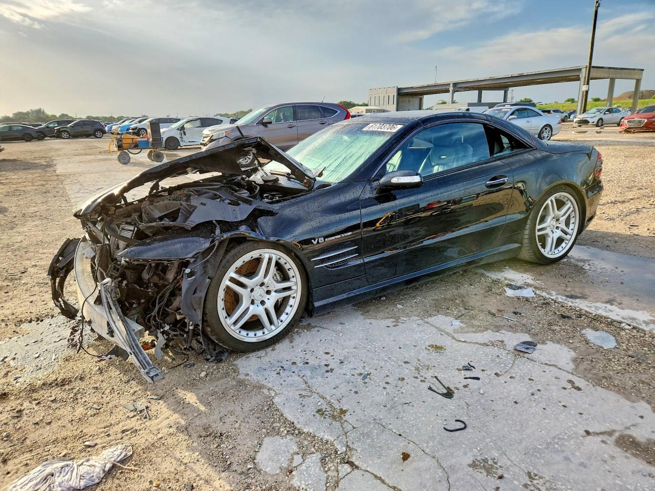 2004 Mercedes-Benz SL 55/63 AMG, VIN WDBSK74F54F078611 — Front end