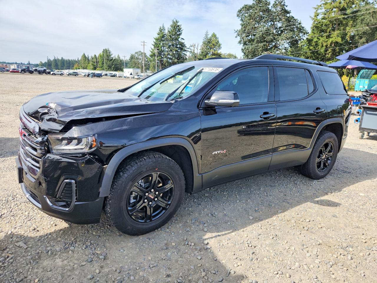 2023 GMC Acadia AT4, VIN 1GKKNLLS2PZ219318 — Перед