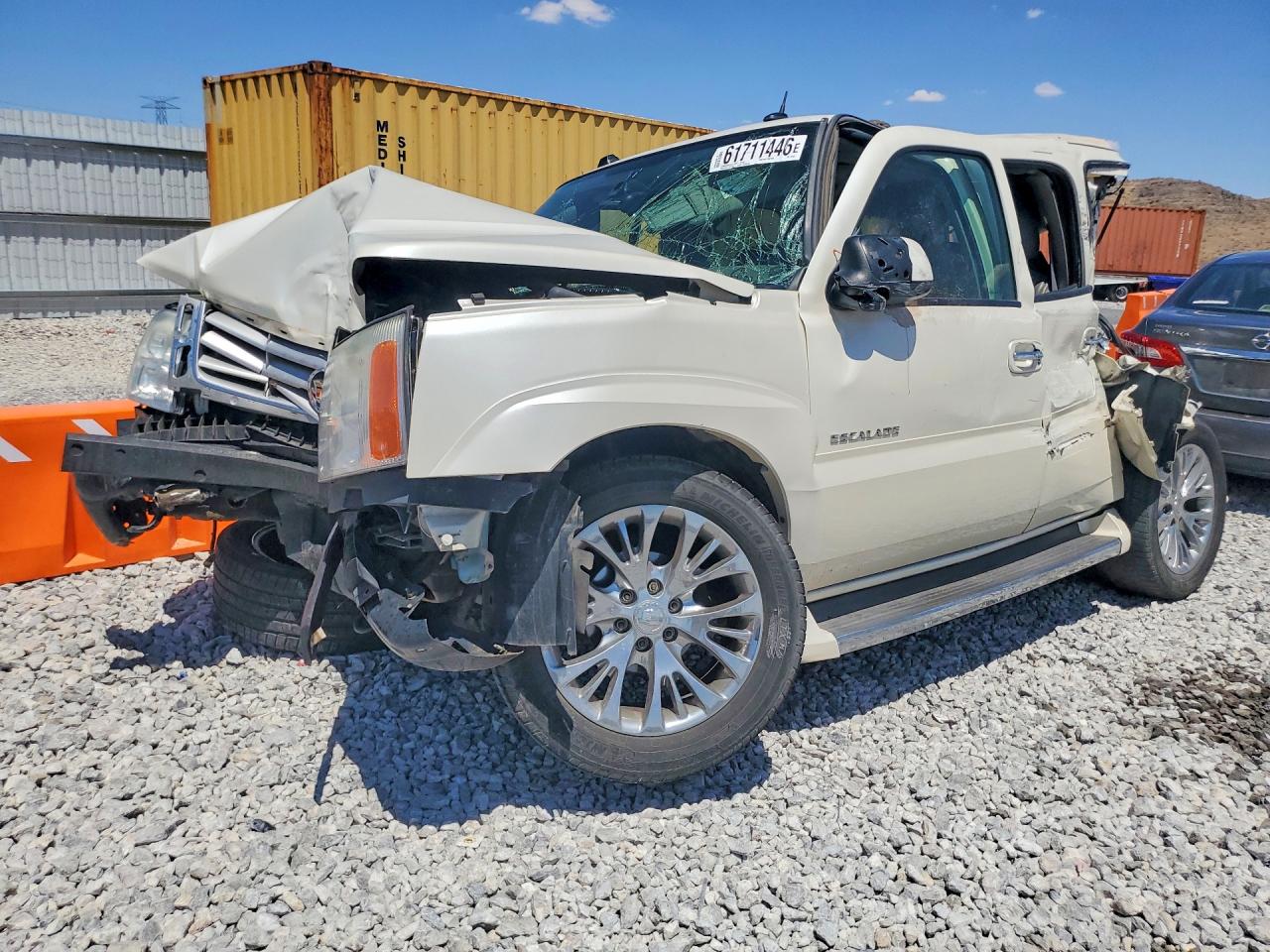 2005 Cadillac Escalade, VIN 1GYEK63N15R205155 — All over