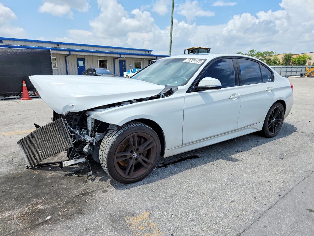 2015 BMW 3 Series 328i, VIN WBA3C1C53FP853202 — Front end