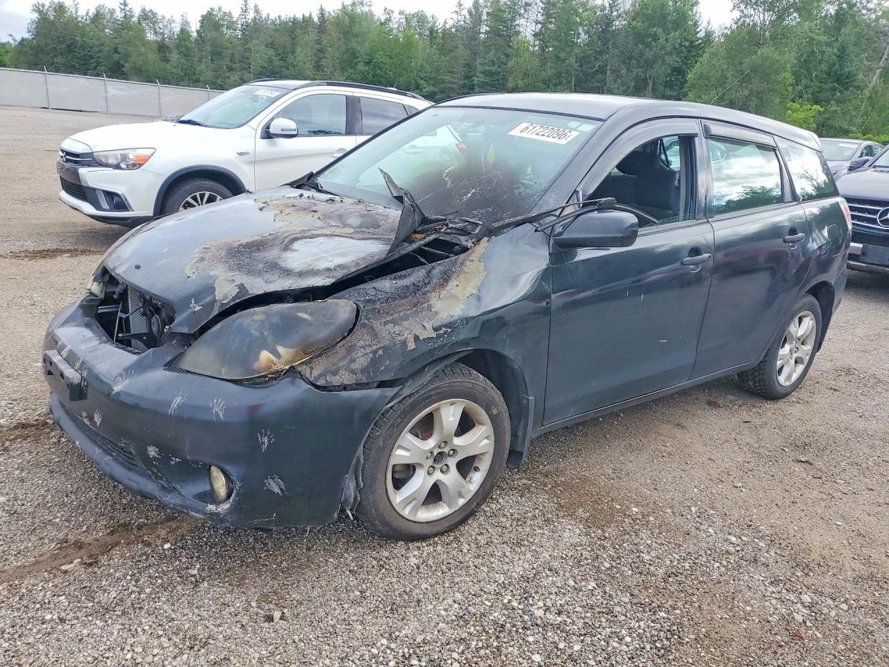 2006 Toyota Matrix STD, VIN 2T1KR32E06C607961 — Пожар в моторном отсеке