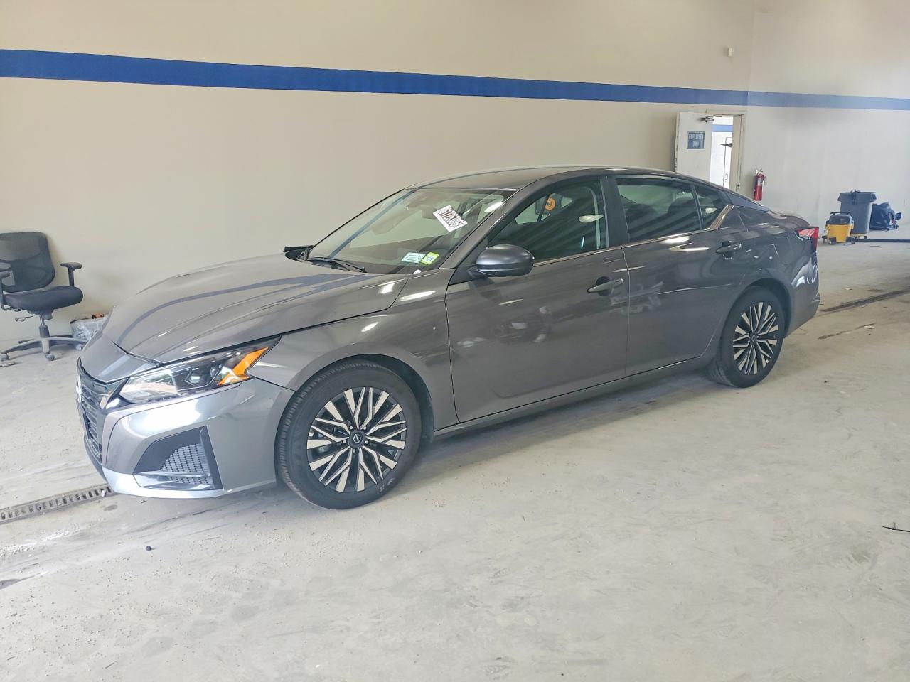 2026 Nissan Altima SV, VIN 1N4BL4DV9TN305393 — Front end