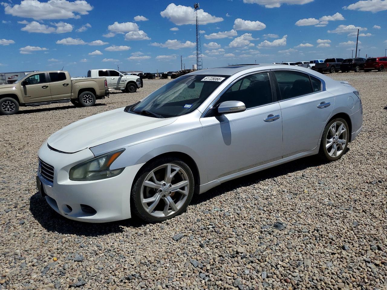 2012 Nissan Maxima SV, VIN 1N4AA5AP2CC832748 — Мелкие вмятины и царапины