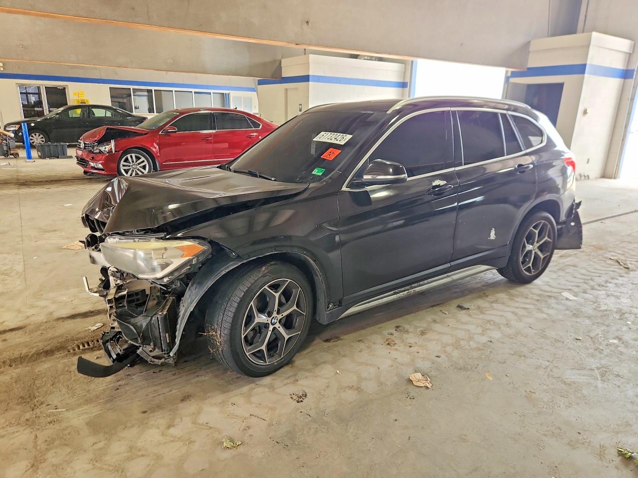 2016 BMW X1 xDrive28i, VIN WBXHT3C38G5E55442 — Front end