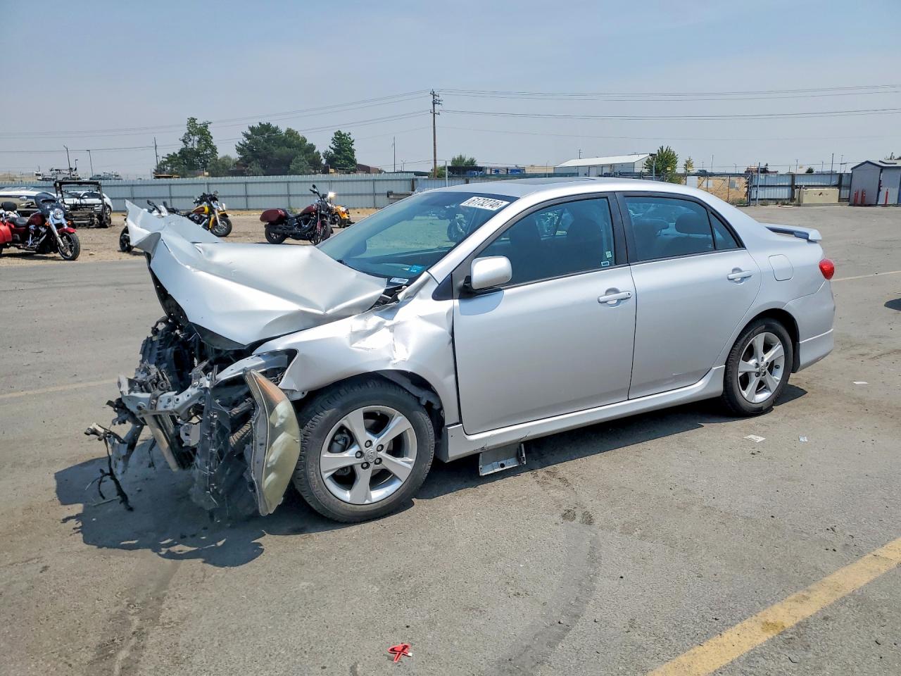 2011 Toyota Corolla LE, VIN 2T1BU4EE6BC734997 — Front end