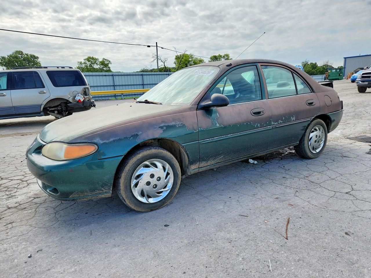 1999 Mercury Tracer GS, VIN 1MEFM10PXXW600533 — Зад