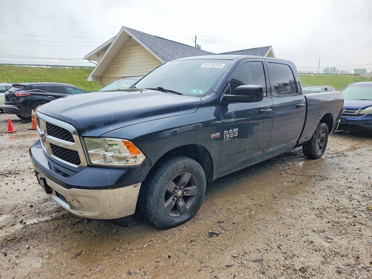 2019 Ram 1500 Big Horn, VIN 1C6RR7TT3KS713842 — Град