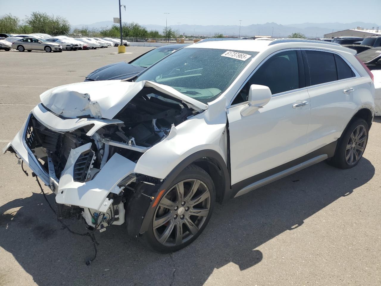 2019 Cadillac XT4 FWD Premium Luxury, VIN 1GYFZCR49KF188003 — All over