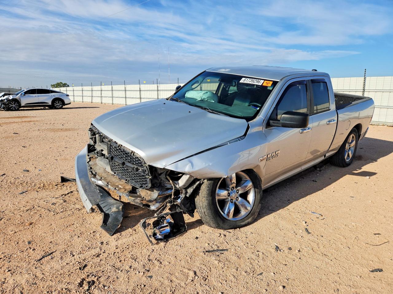 2015 Ram 1500 Big Horn, VIN 1C6RR7GT9FS693855 — Front end