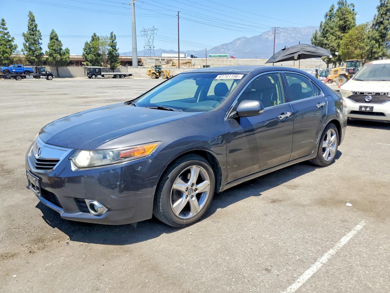 2013 Acura TSX, VIN JH4CU2F43DC012279 — Side