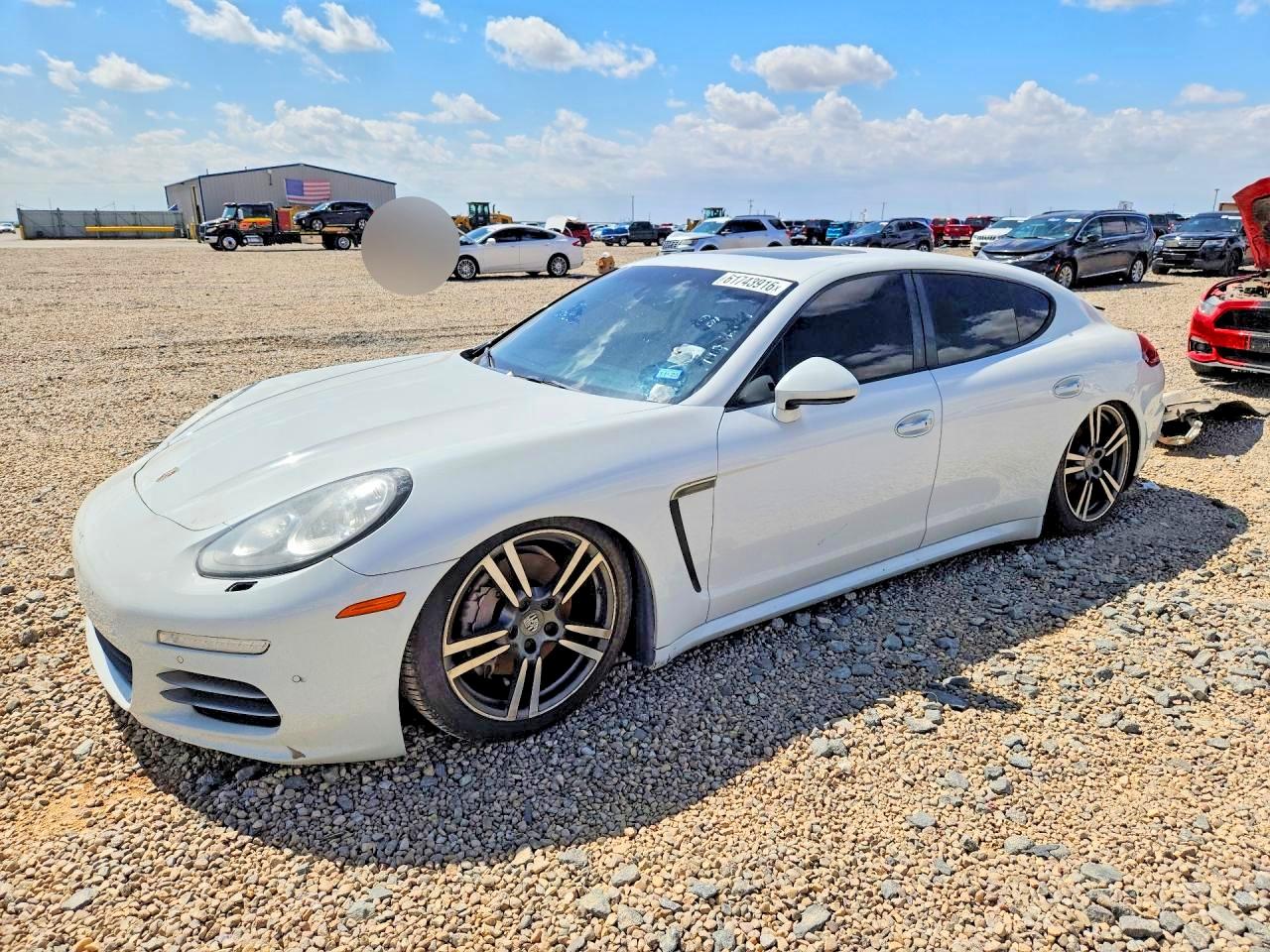 2014 Porsche Panamera, VIN WP0AA2A73EL008026 — Front end