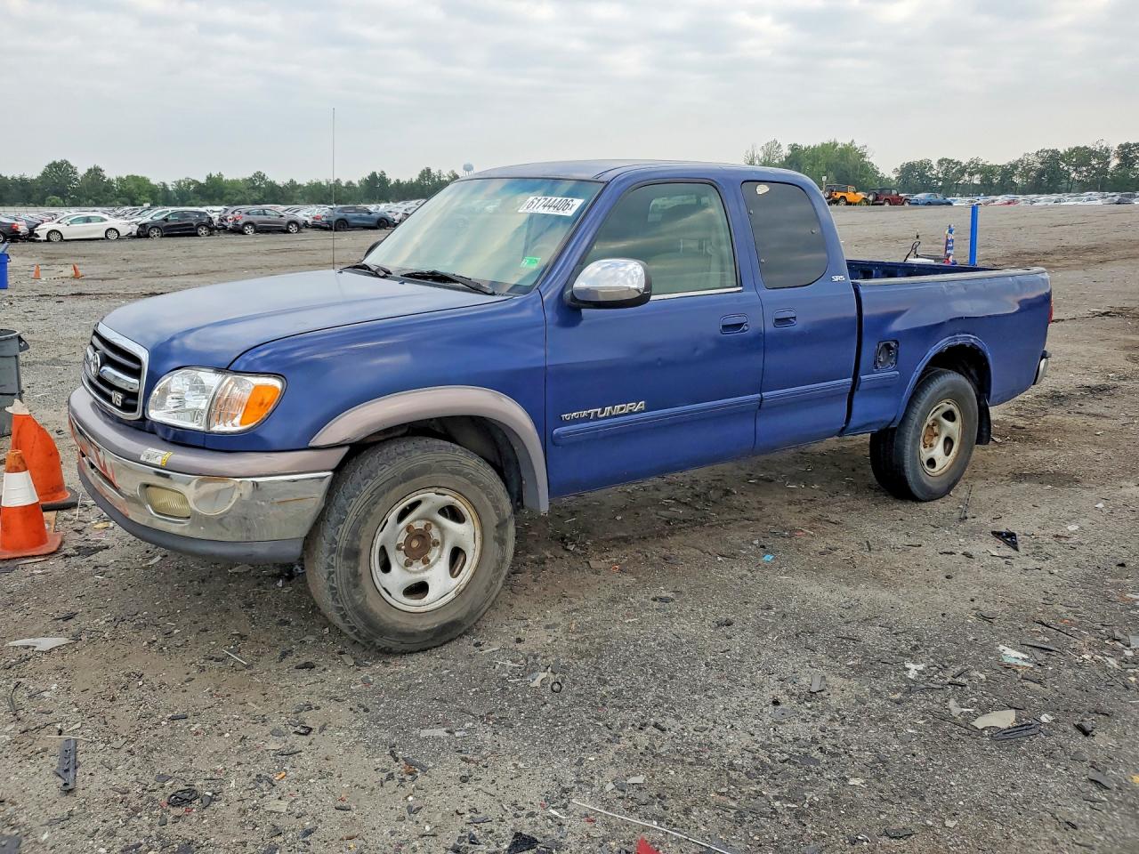 2002 Toyota Tundra SR5, VIN 5TBRN34132S229200 — Mechanical