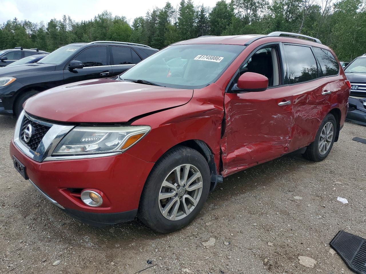 2015 Nissan Pathfinder S, VIN 5N1AR2MM4FC629685 — Side