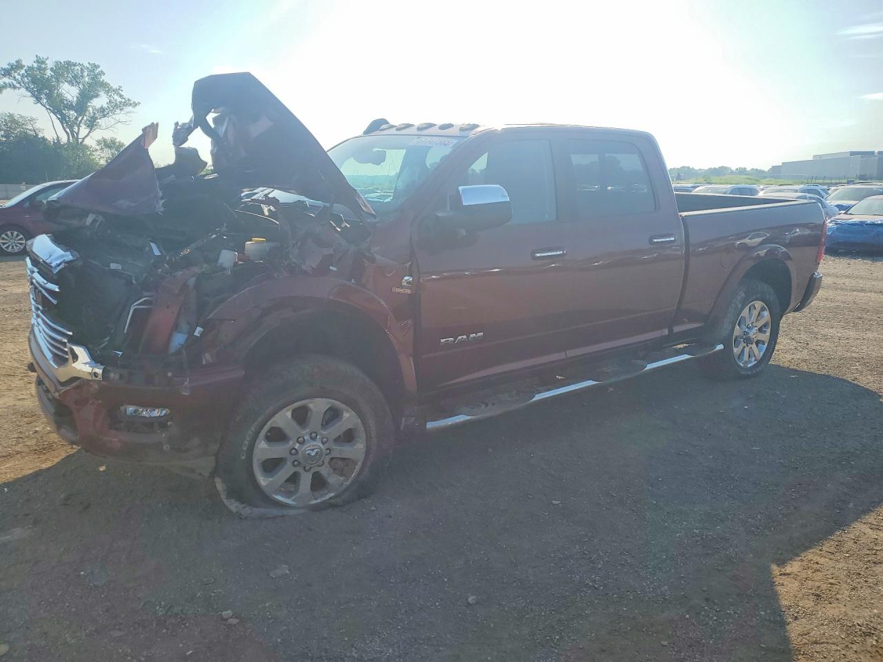 2021 Ram 2500 Laramie, VIN 3C6UR5FL2MG532638 — Перед
