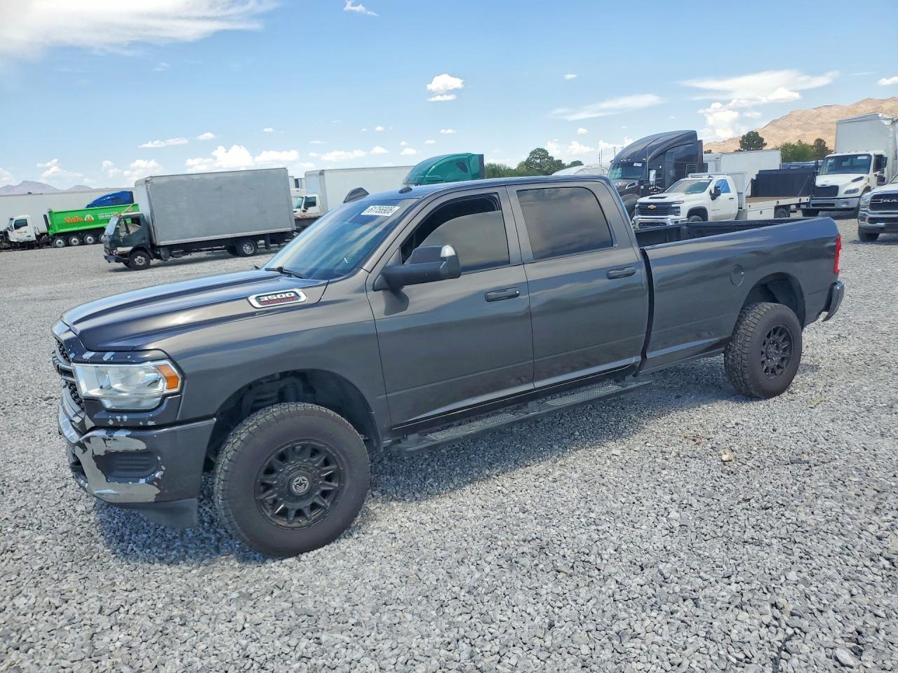 2020 Ram 3500 Tradesman, VIN 3C63R3GLXLG291764 — Minor dents and scratches