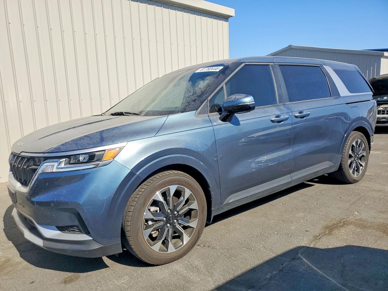 2022 Kia Carnival EX, VIN KNDNC5H32N6090846 — Rear end
