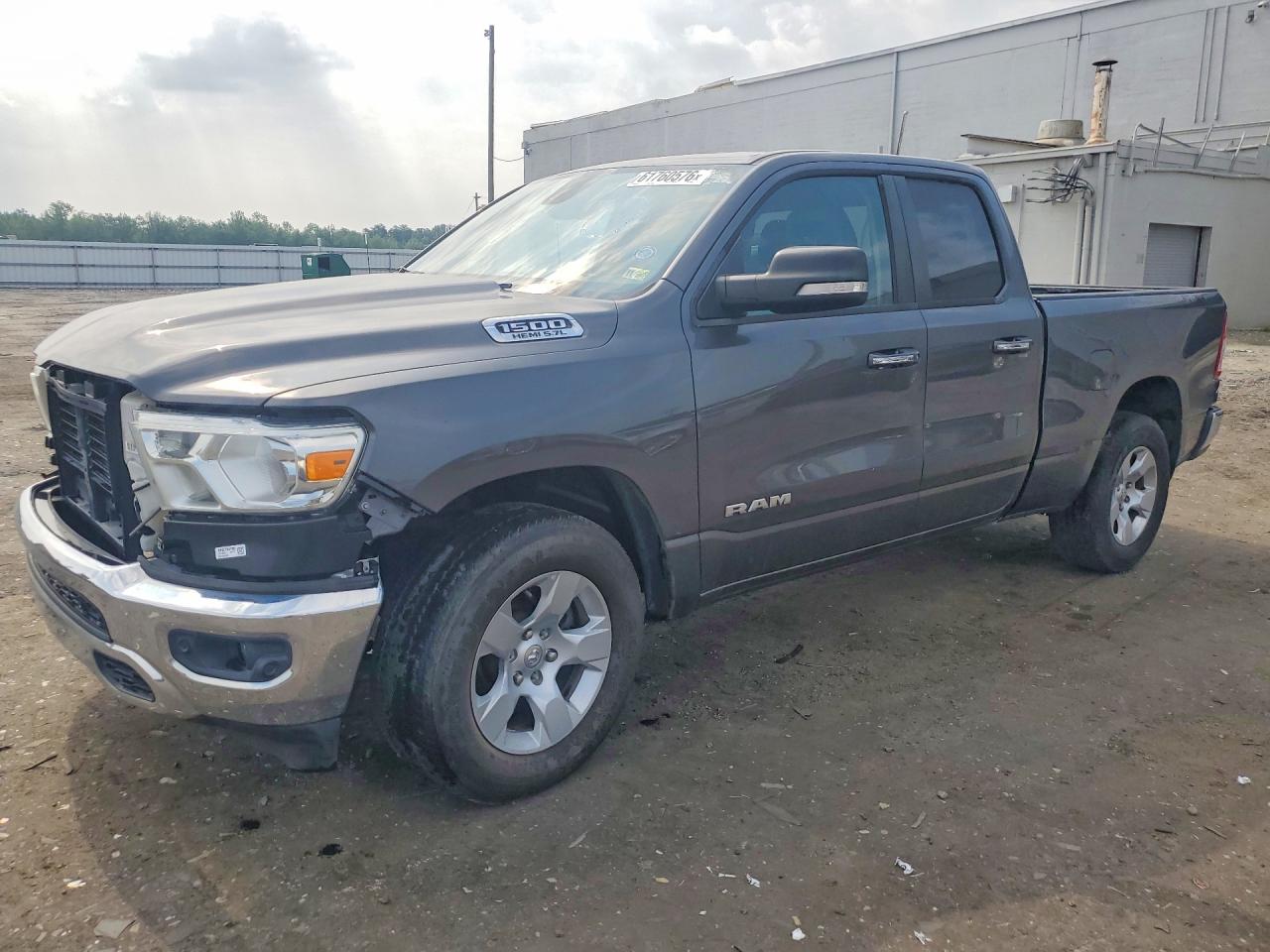 2020 Ram 1500 Big Horn, VIN 1C6RREBT2LN256222 — Front end