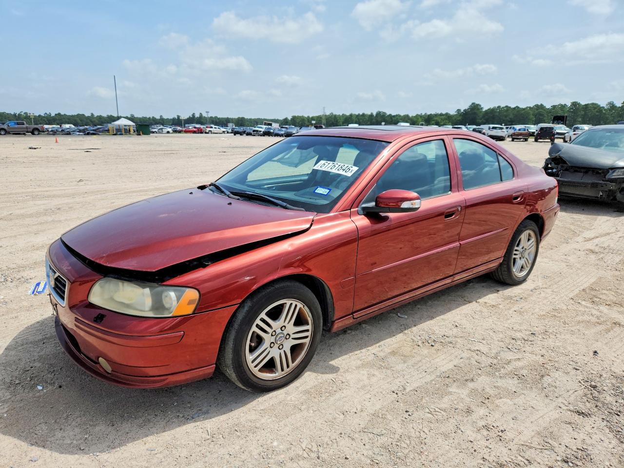 2008 Volvo S60 2.5T, VIN YV1RS592782673803 — Side