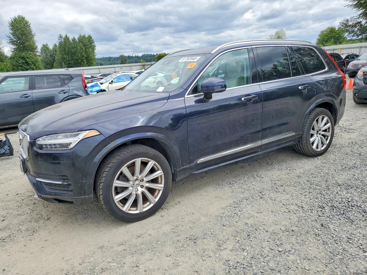 2017 Volvo XC90 Inscription, VIN YV4A22PL2H1150110 — Vandalism