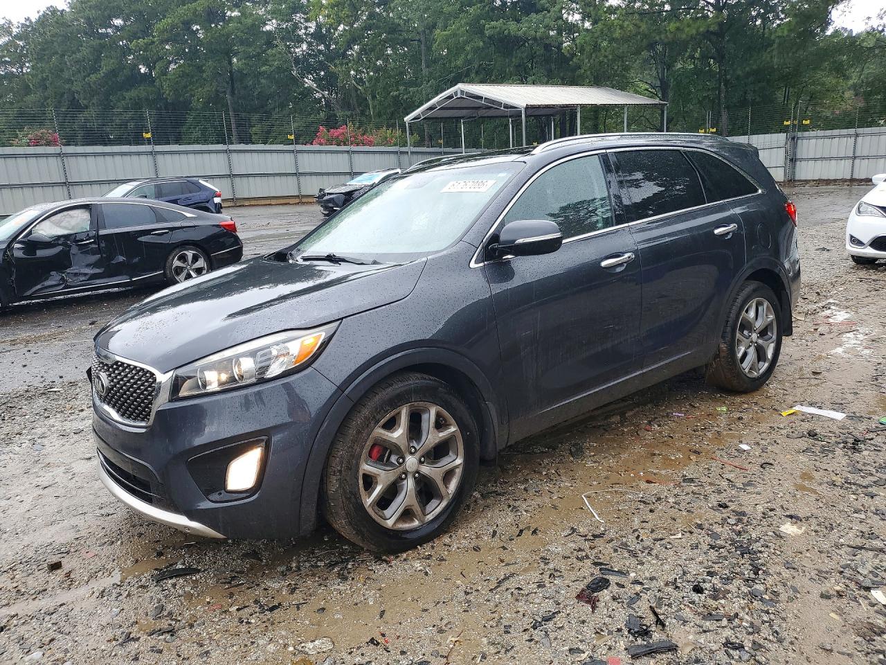 2017 Kia Sorento SX, VIN 5XYPK4A57HG235396 — Front end