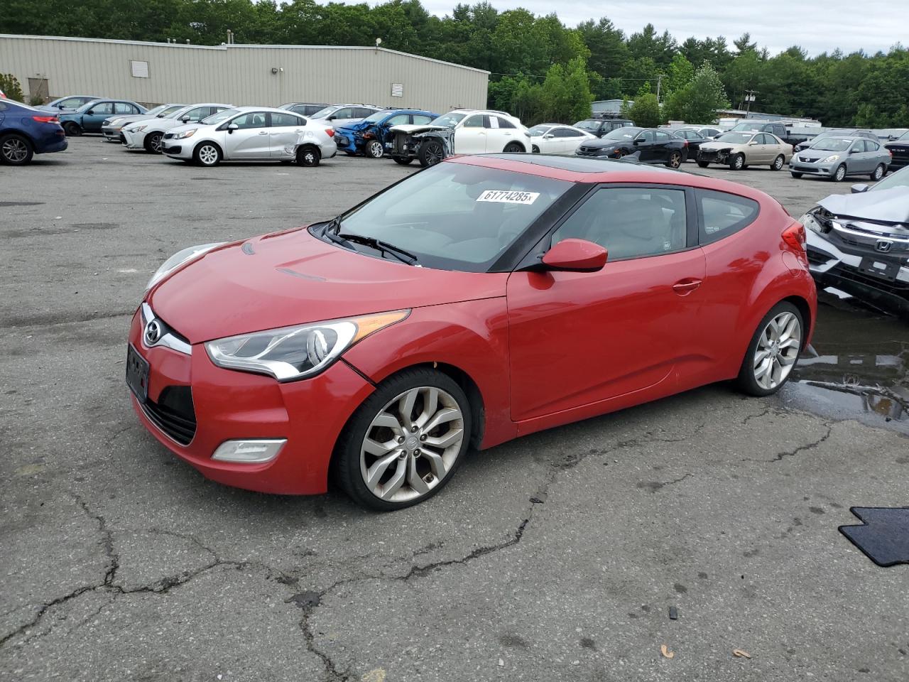 2012 Hyundai Veloster w/Black Int, VIN KMHTC6AD9CU044998 — Front end