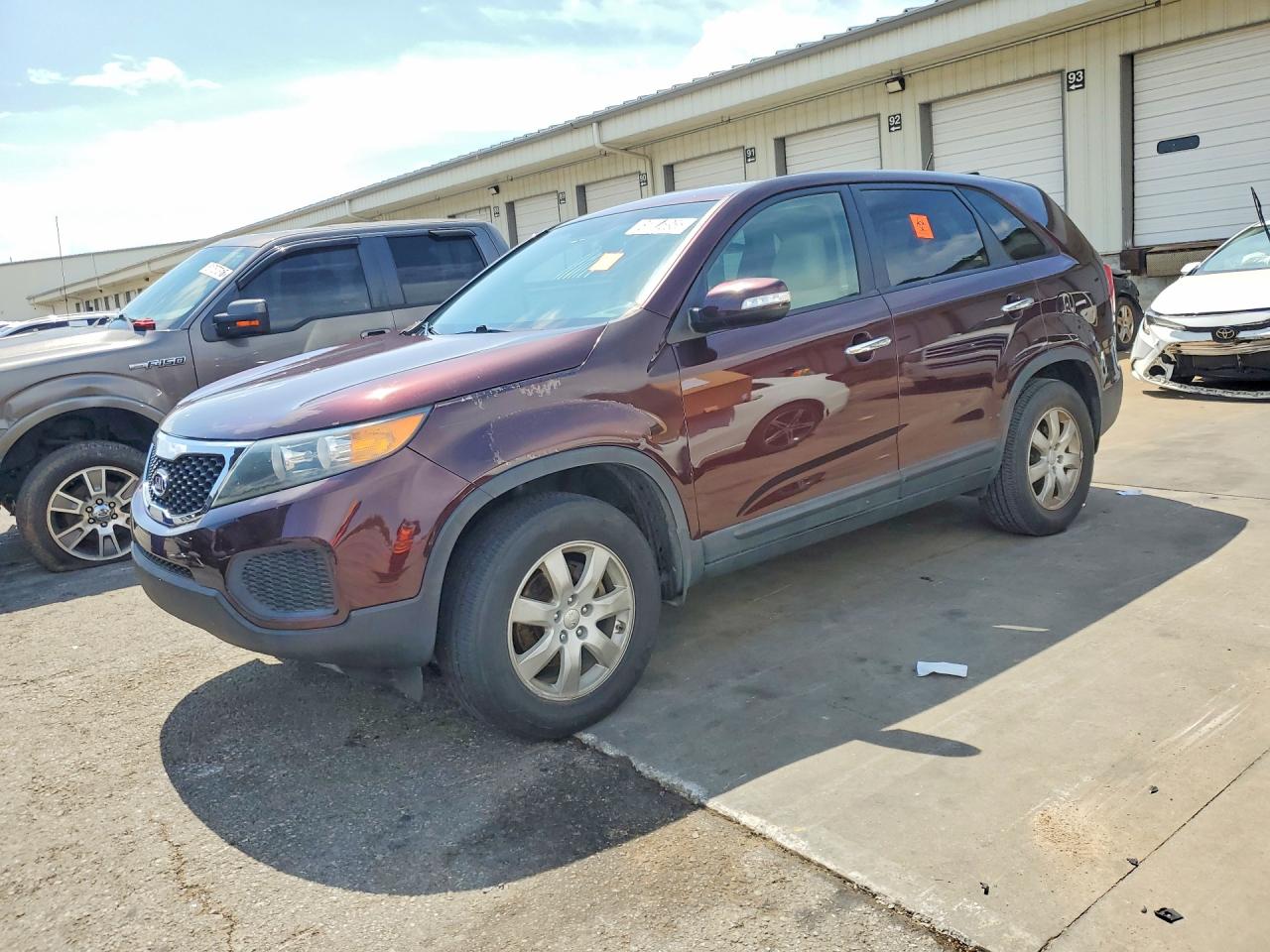 2013 Kia Sorento LX, VIN 5XYKT3A19DG336707 — Вода / потоп