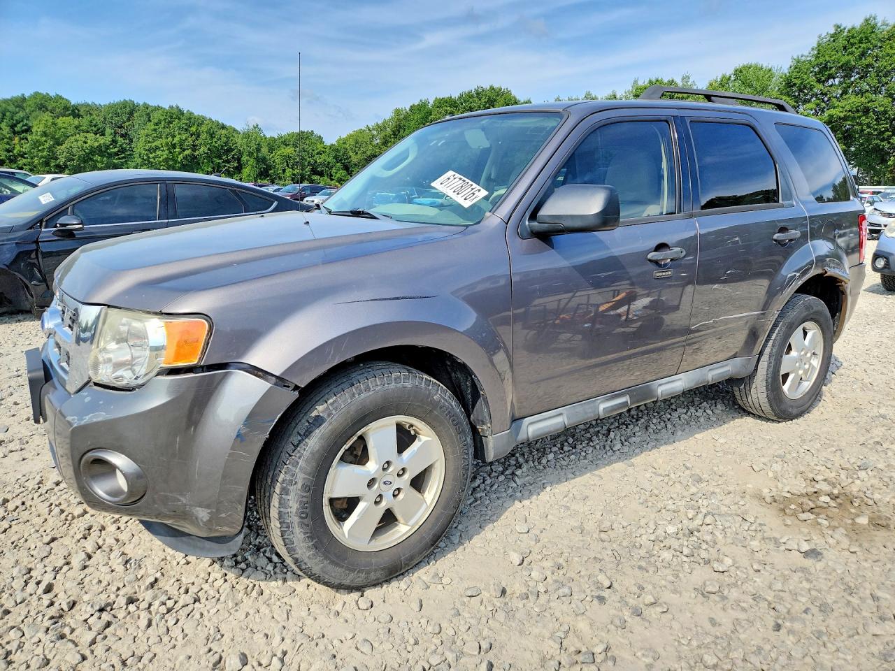 2011 Ford Escape XLT, VIN 1FMCU0D72BKC31378 — Front end