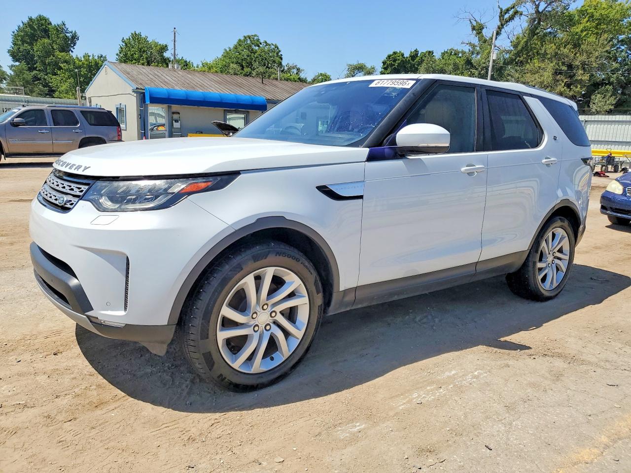 2017 Land Rover Discovery HSE, VIN SALRRBBV6HA041281 — Mechanical