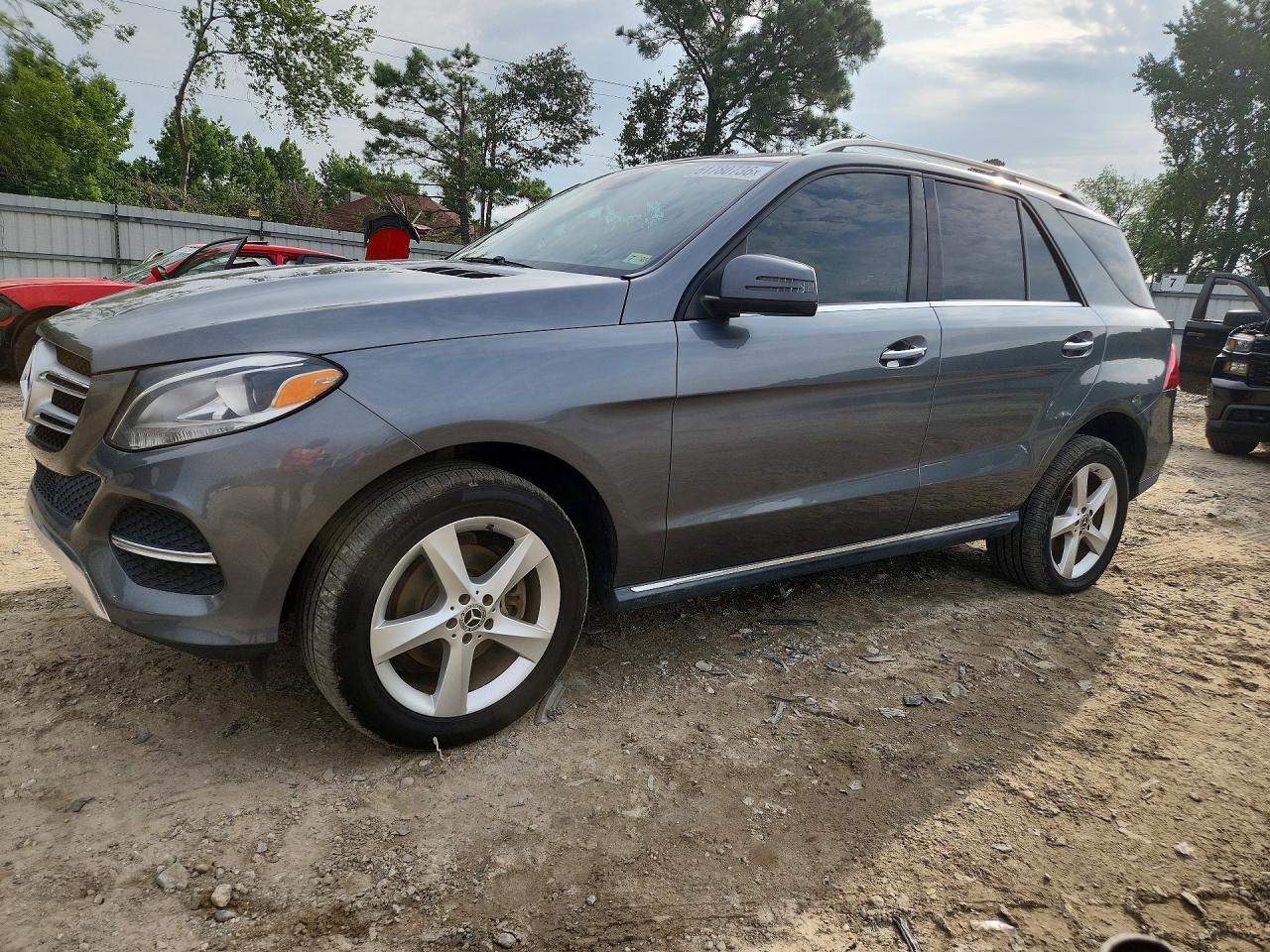 2017 Mercedes-Benz GLE 350, VIN 4JGDA5HB1HA932128 — Normal wear