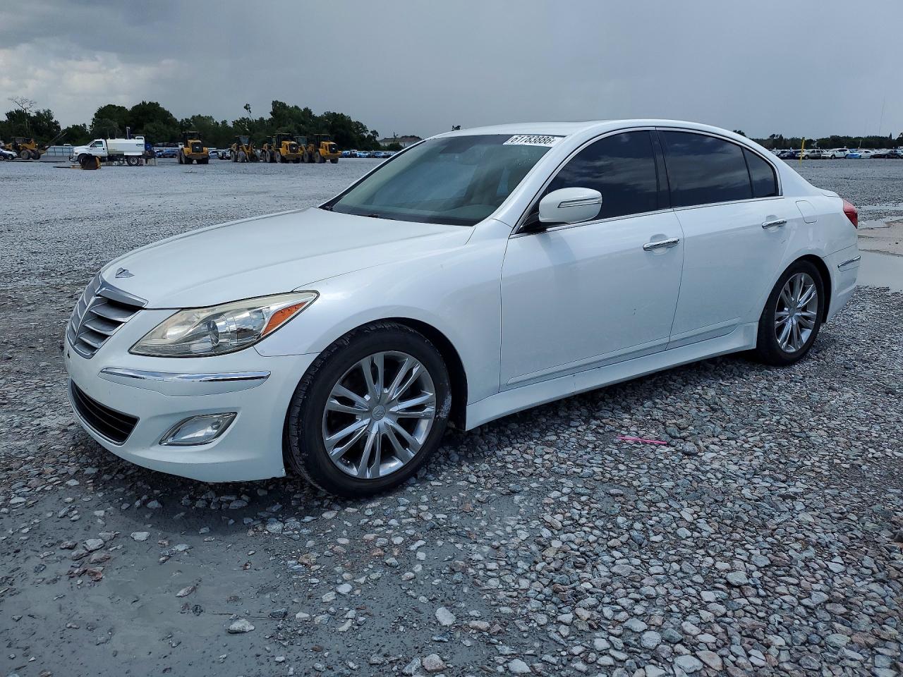 2012 Hyundai Genesis 3.8L, VIN KMHGC4DD0CU196721 — Перед