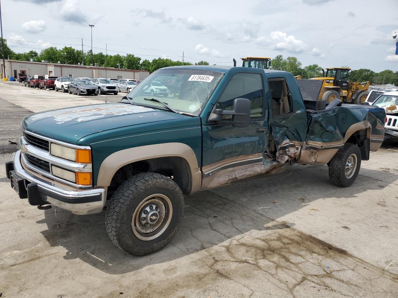 1997 Chevrolet K2500, VIN 1GCGK29F3VE142767 — Side