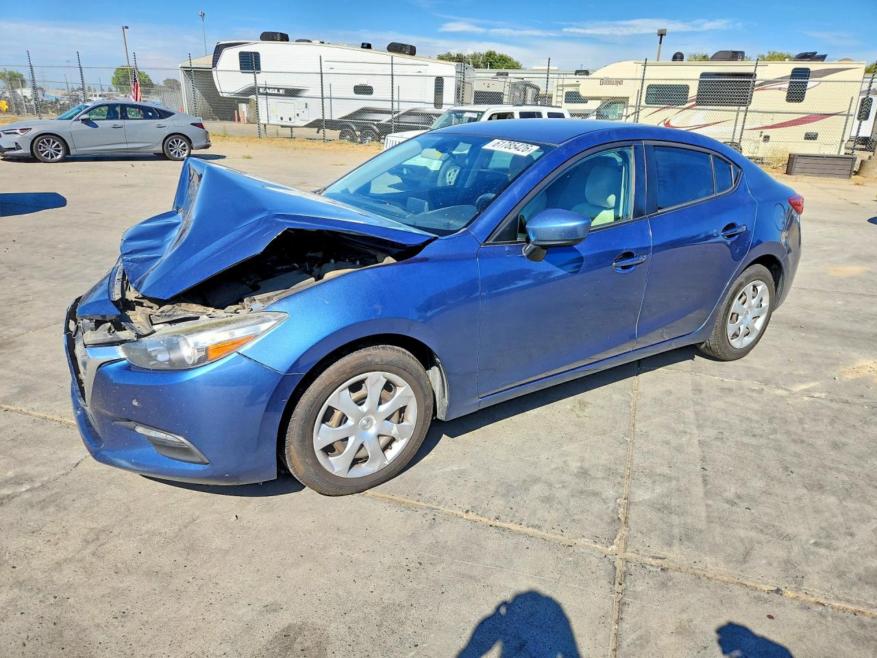 2017 Mazda 3 Sport, VIN 3MZBN1U79HM111479 — Перед