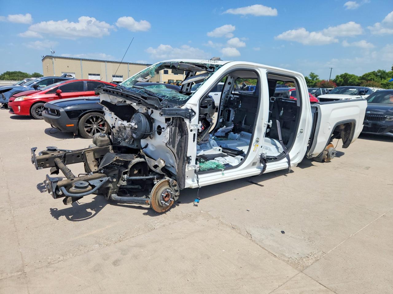 2018 GMC Sierra 1500 SLT, VIN 3GTP1NECXJG278123 — Stripped