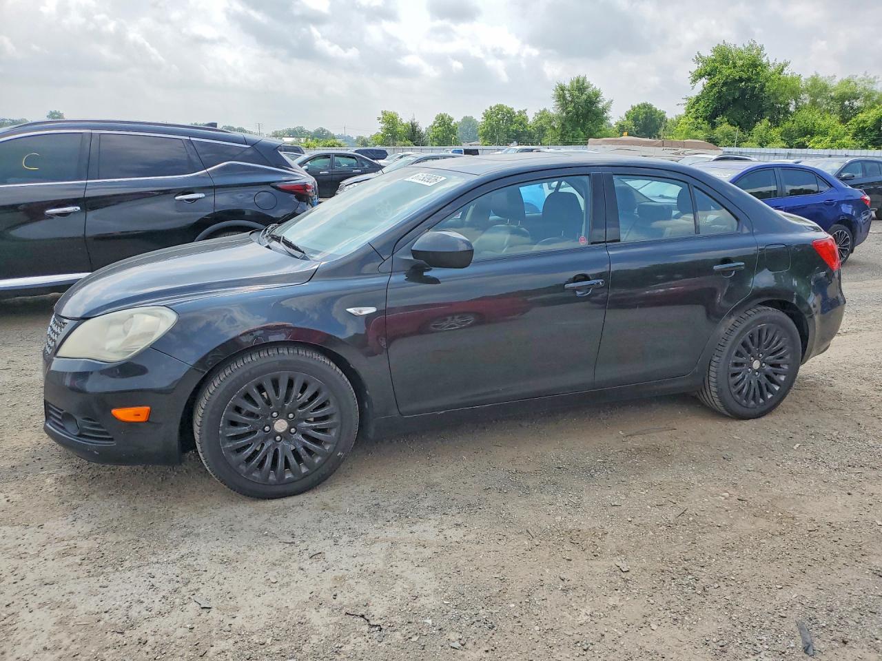2012 Suzuki Kizashi SLS, VIN JS2RF9A71C6100136 — Front end