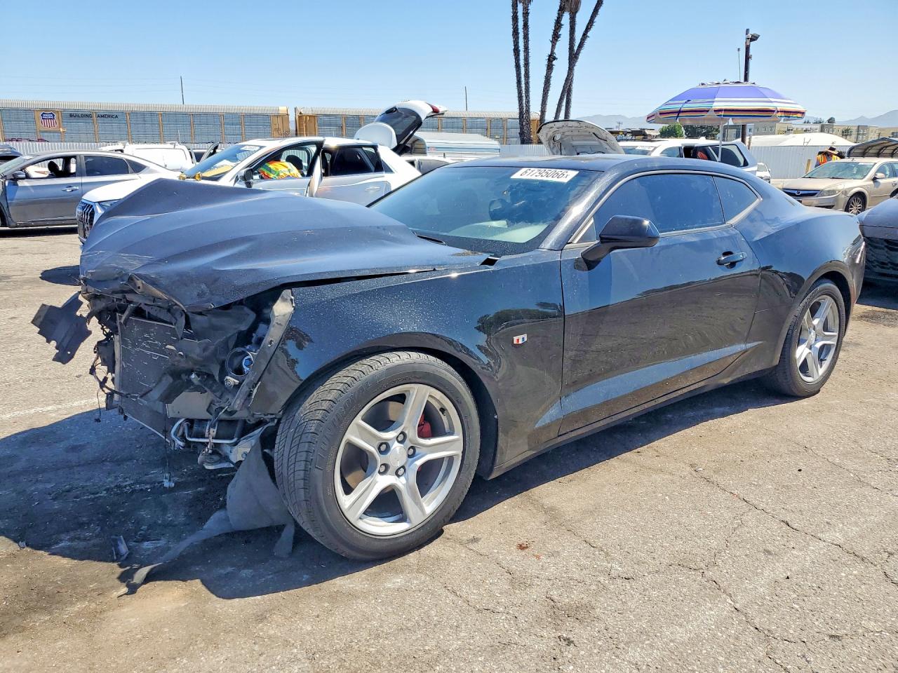 2018 Chevrolet Camaro 1LT, VIN 1G1FB1RX8J0151303 — Front end