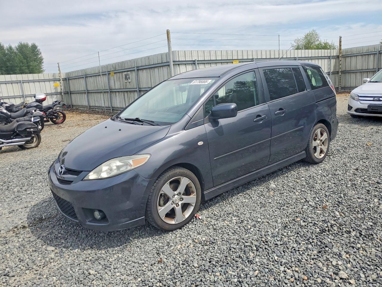2006 Mazda 5 Sport, VIN JM1CR293860102070 — Side