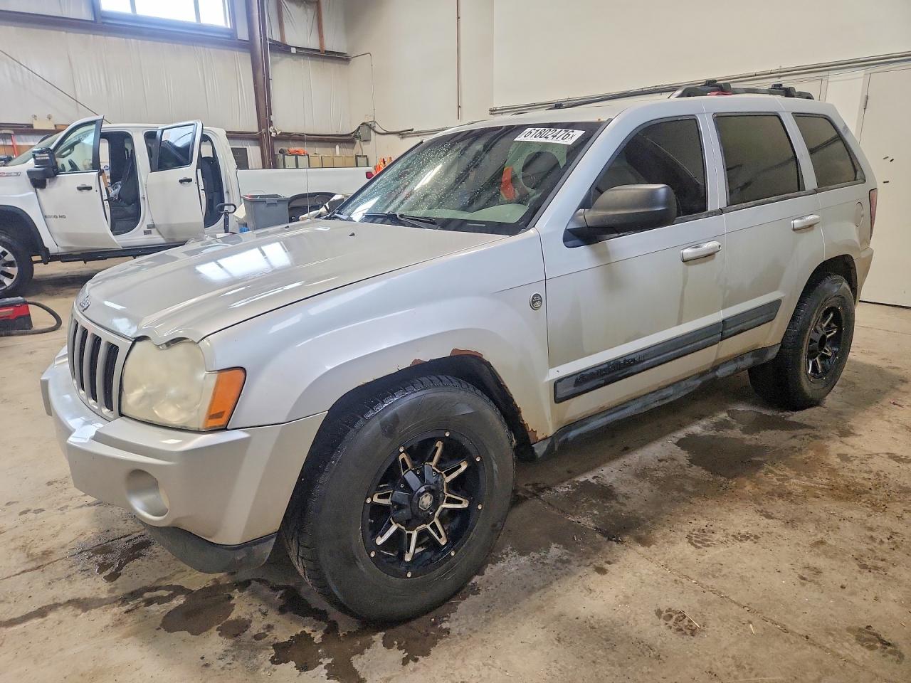 2006 Jeep Grand Cherokee Laredo, VIN 1J4HR48NX6C160968 — Water / flood