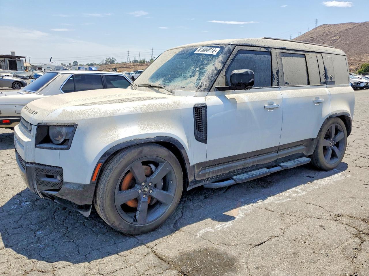 2023 Land Rover Defender X-Dynamic SE, VIN SALE27EU6P2202823 — Minor dents and scratches