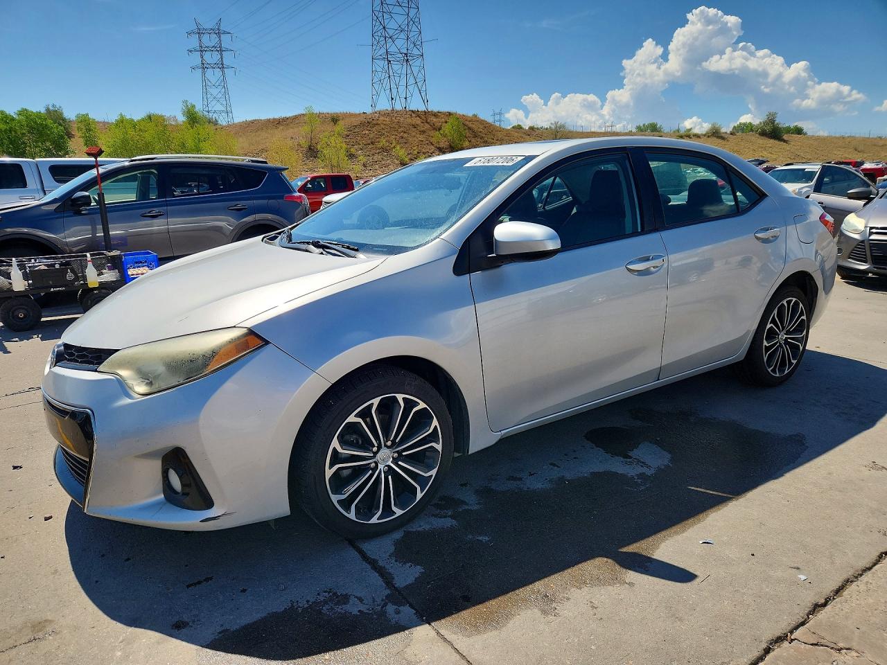 2014 Toyota Corolla S Plus, VIN 5YFBURHE7EP068021 — Град
