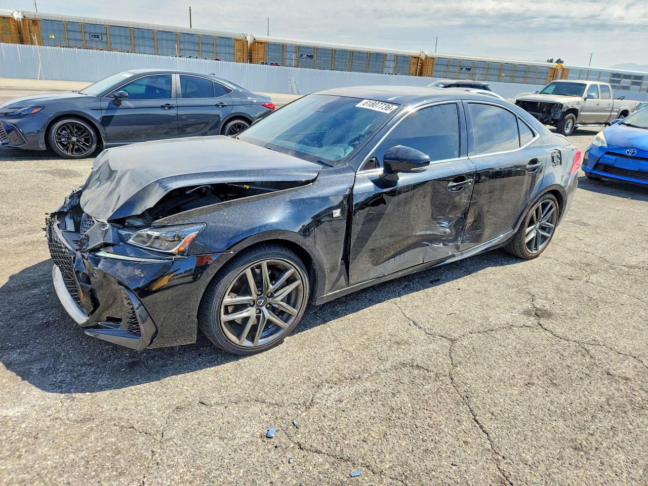 2019 Lexus IS 300, VIN JTHBA1D25K5093934 — Перед