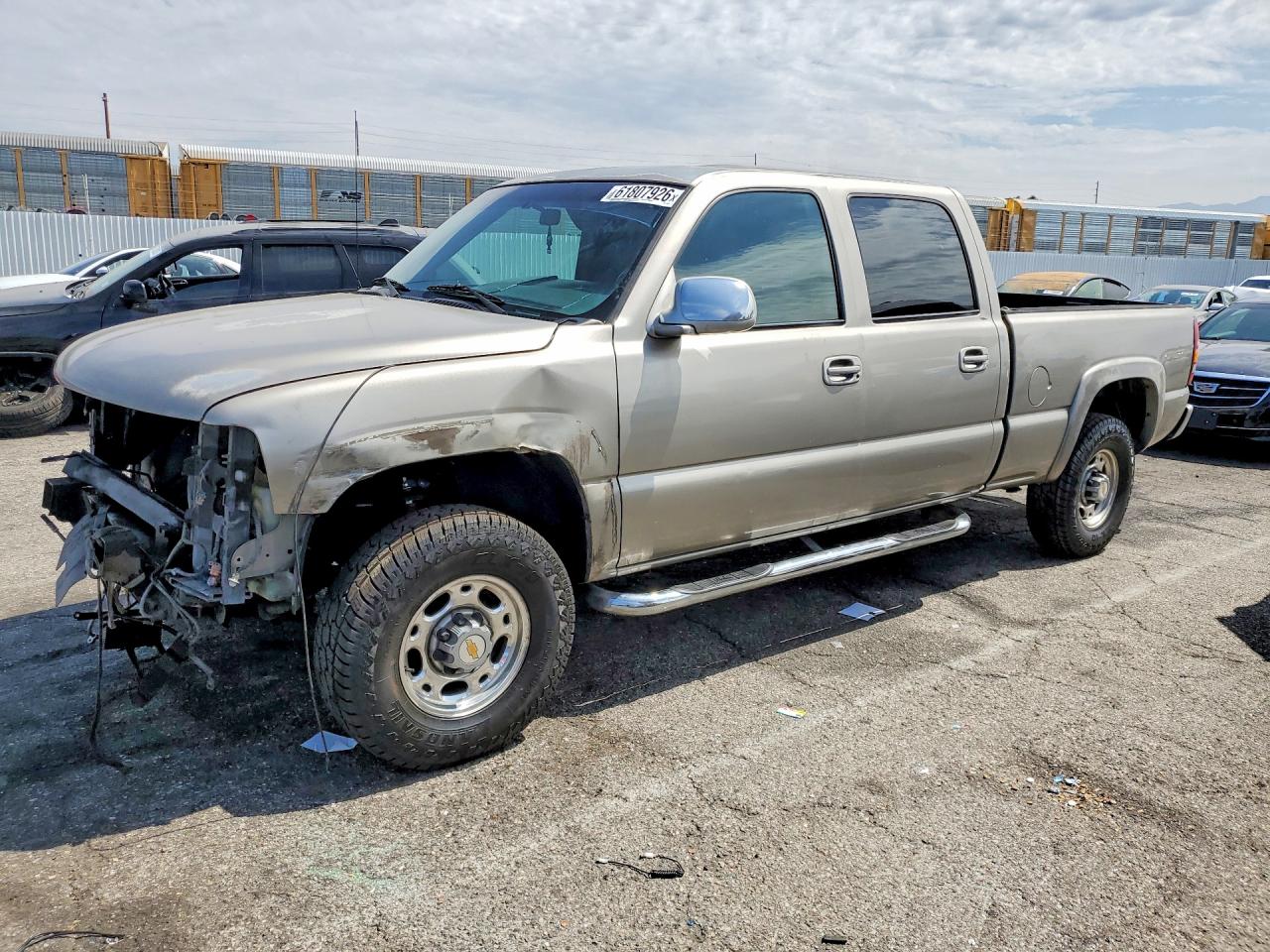 2001 Chevrolet Silverado 1500HD LS, VIN 1GCGC13U51F174994 — Вандализм