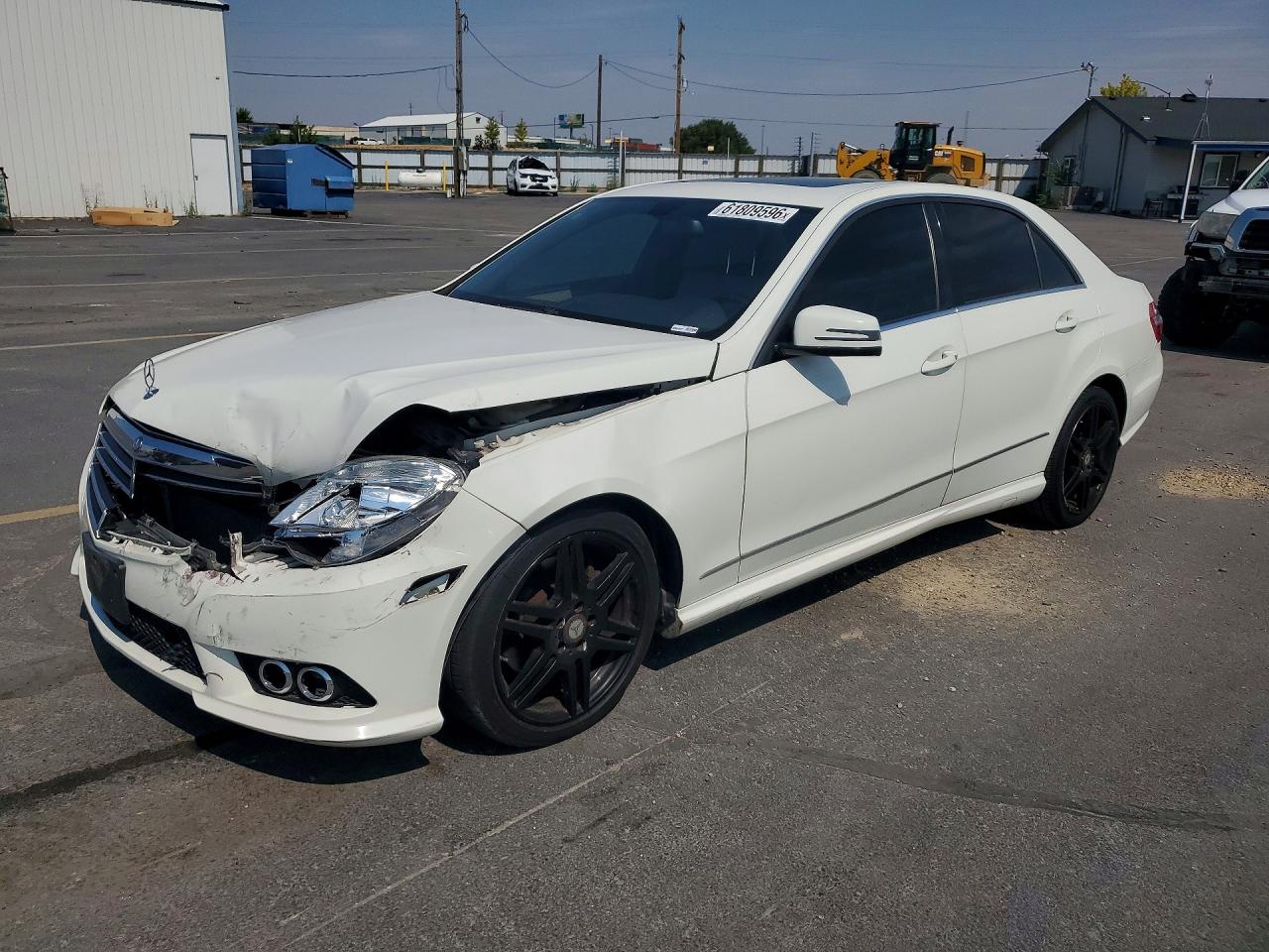 2010 Mercedes-Benz E 350 Sport, VIN WDDHF5GB3AA076139 — Front end