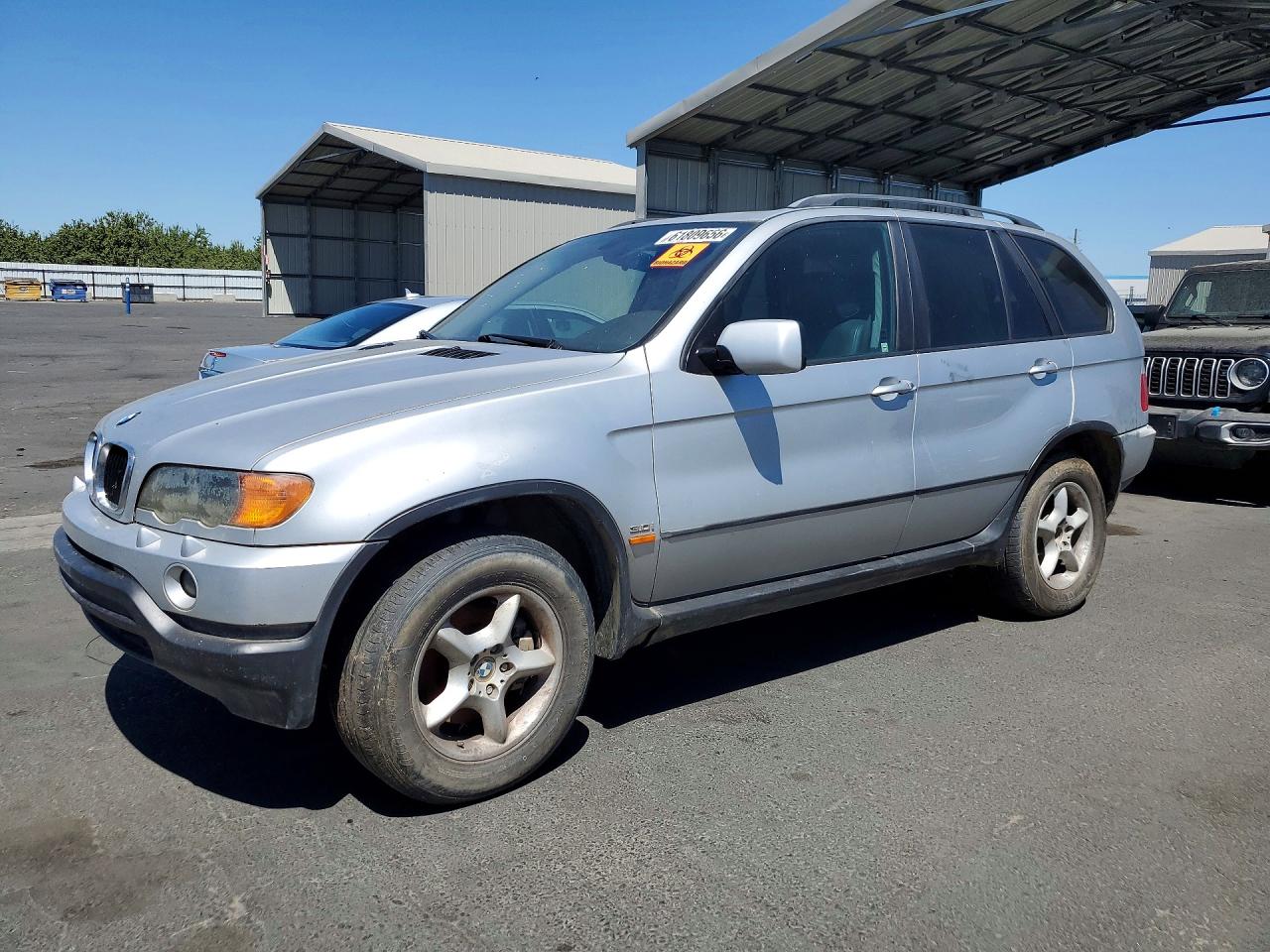 2003 BMW X5 3.0i, VIN 5UXFA53543LV92127 — Front end