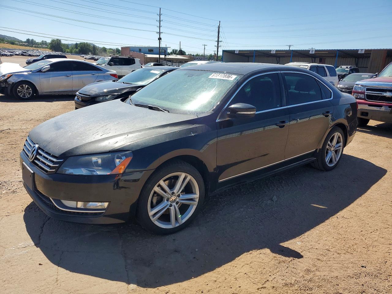2013 Volkswagen Passat SEL Premium, VIN 1VWCN7A36DC050175 — Мелкие вмятины и царапины
